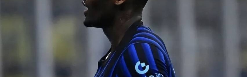 天塌了！1.5亿转费会一夜归零？那不勒斯这出夺冠即解散的悲剧让全意甲哭麻了！