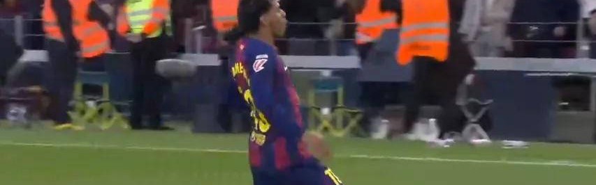 远射绝技！亚马尔滑跪庆祝刷新西甲单季纪录，5场连续贡献6球助攻